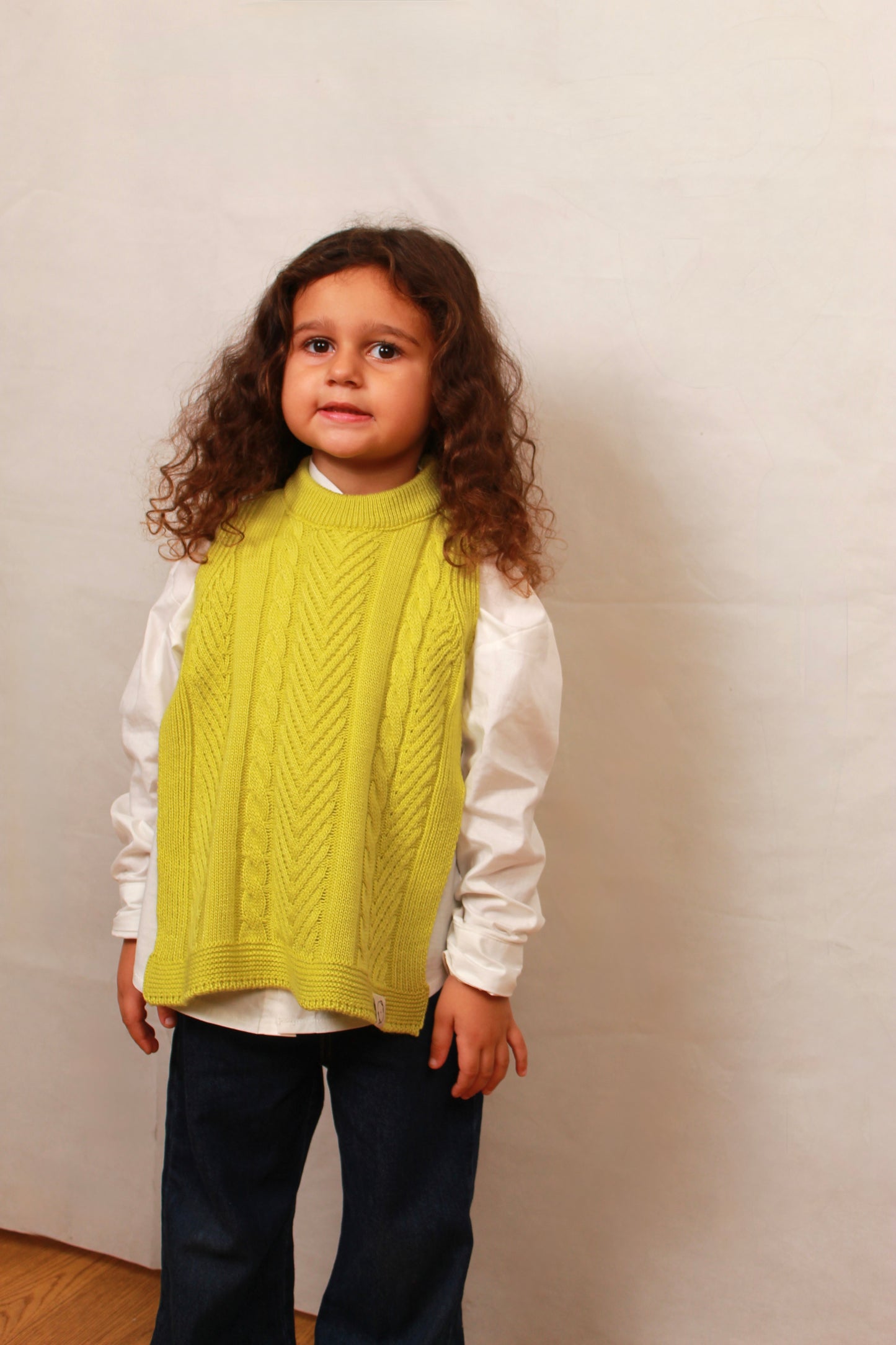 Open-Side Knit Vest - Apple Green